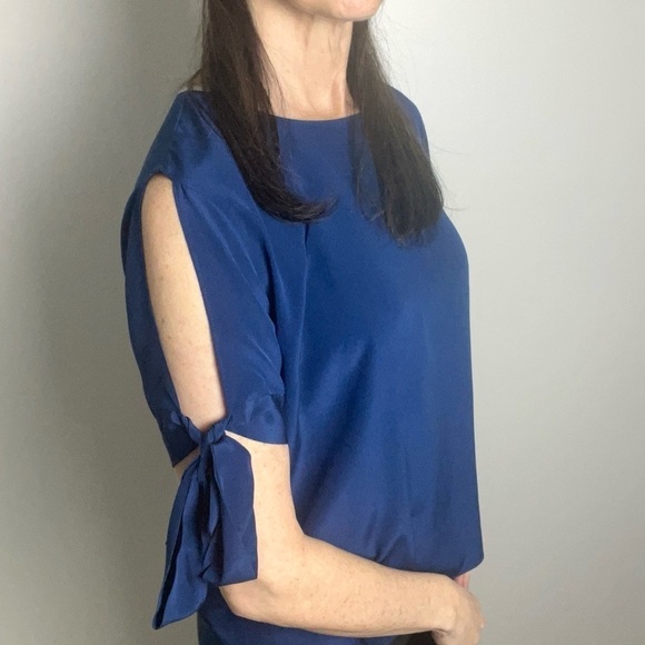 Amanda Uprichard Blue Silk Tie Sleeve Blouse - Picture 5 of 9